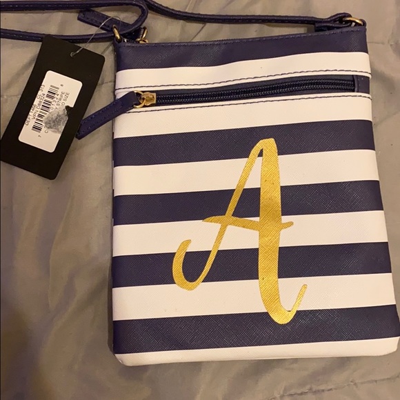 Cross body purse (new) - Picture 1 of 3